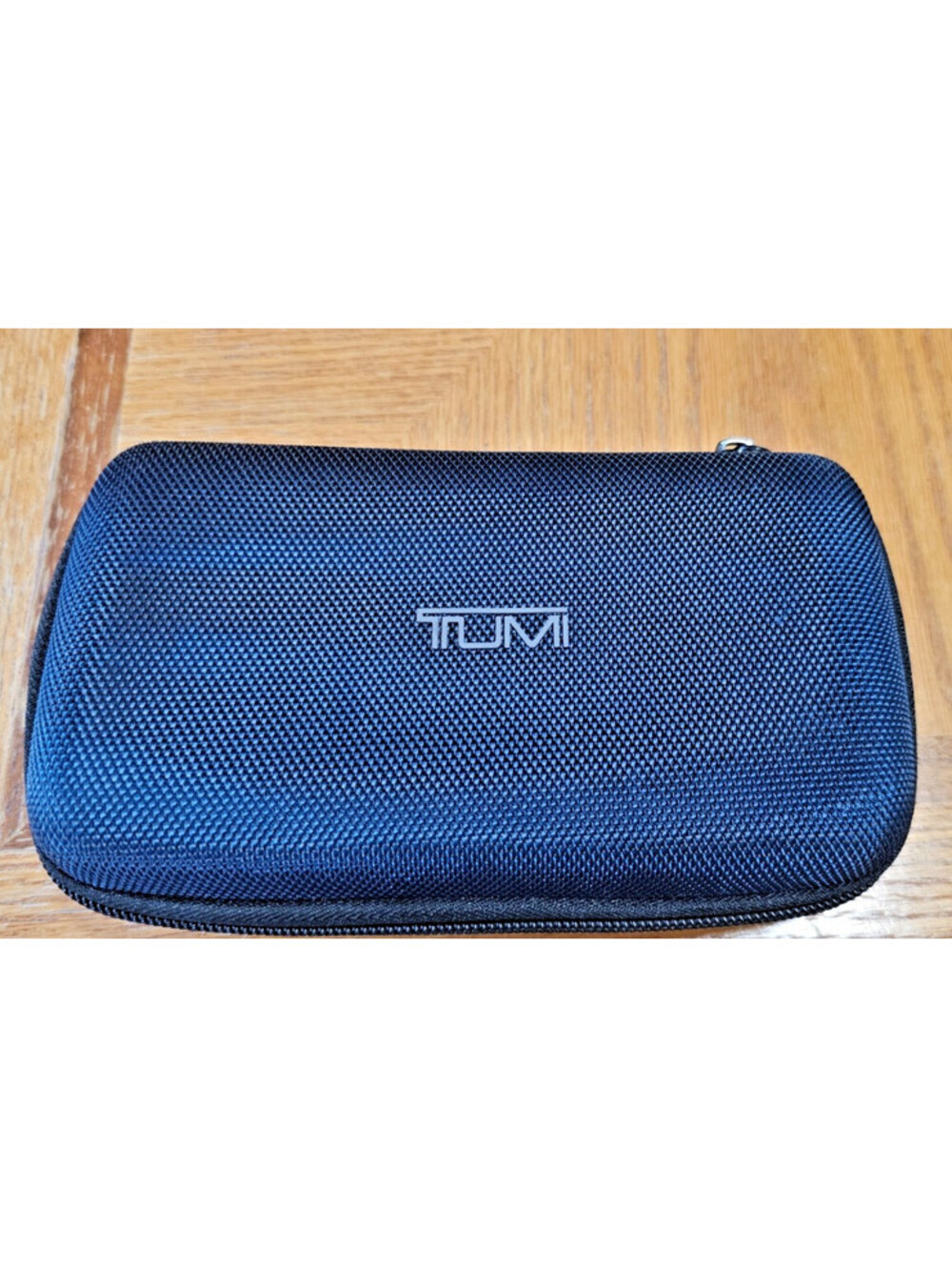 DELTA AIRLINES by TUMI navy blue hard case amenity kit bag travel holder